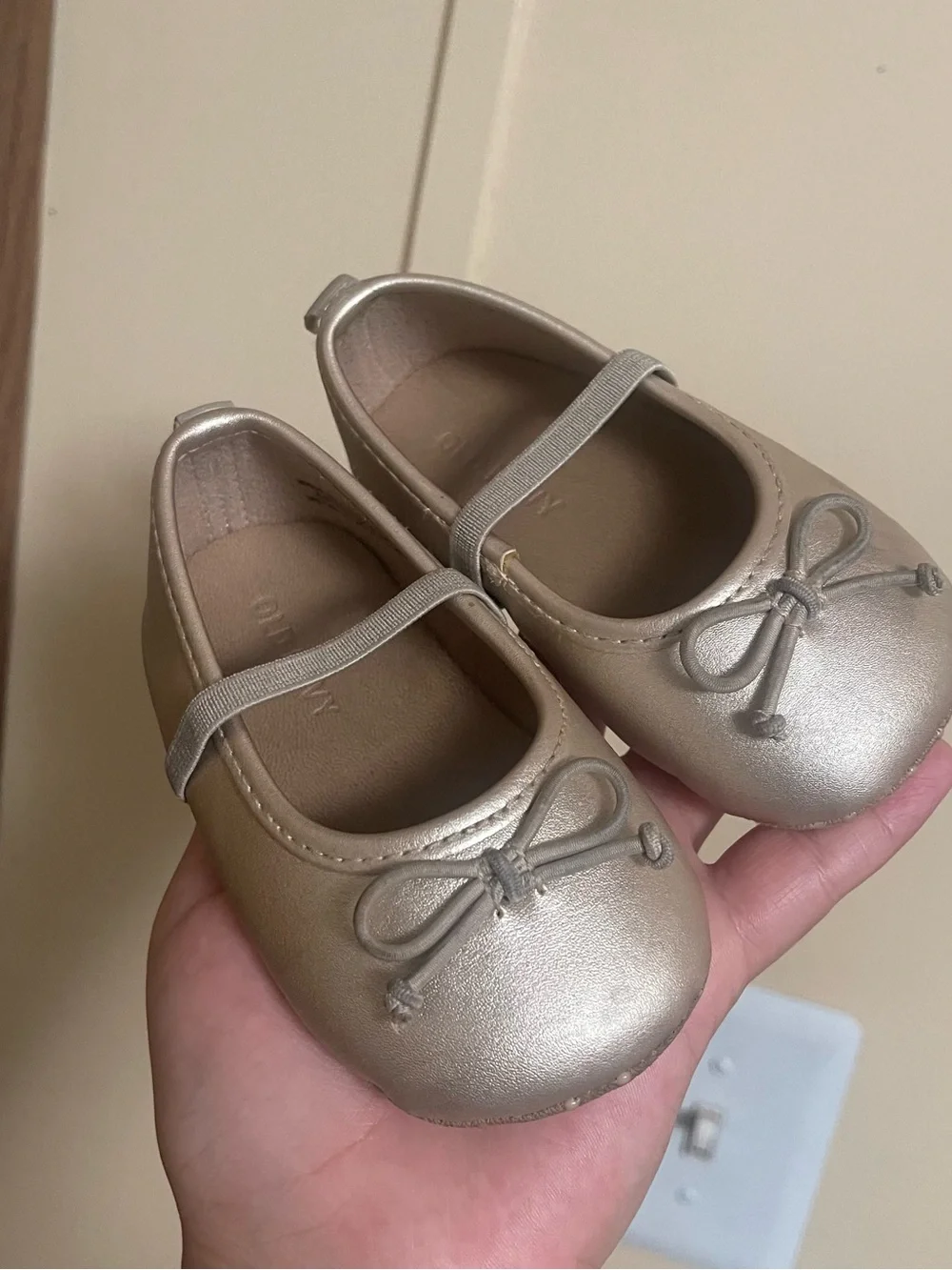 Girls Metallic Gold Ballet Flats with Bow